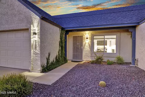 1362 E Wickieup Ln, Phoenix, AZ 85024 photo 4