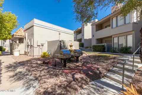Exterior - 1840 E Morten Ave #140, Phoenix, AZ 85020 photo 2 of 5