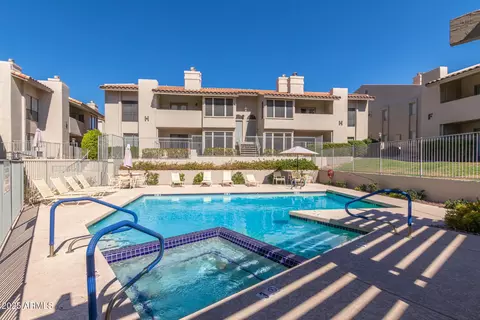 Exterior - 1840 E Morten Ave #140, Phoenix, AZ 85020 photo 3 of 5