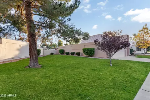 Exterior - 2511 E Oregon Ave, Phoenix, AZ 85016 photo 2 of 6