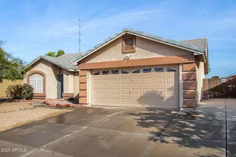 Exterior - 2994 E Tulsa St, Gilbert, AZ 85295 photo 3 of 7