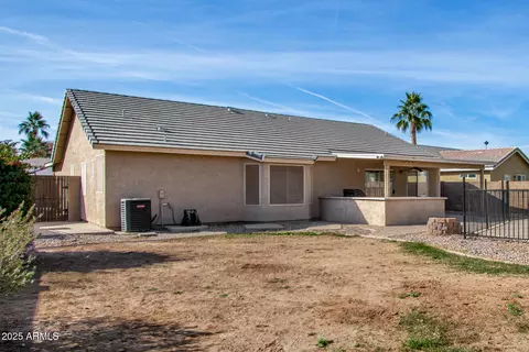 Exterior - 2994 E Tulsa St, Gilbert, AZ 85295 photo 4 of 7