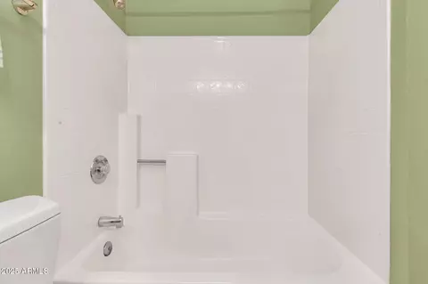 Bath - 15834 E Ocotillo Rd, Gilbert, AZ 85298 photo 5 of 8