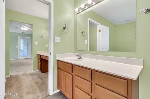 Bath - 15834 E Ocotillo Rd, Gilbert, AZ 85298 photo 4 of 8