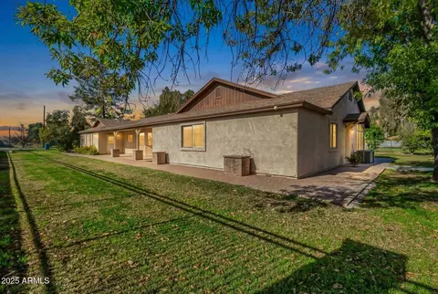 Exterior - 15834 E Ocotillo Rd, Gilbert, AZ 85298 photo 1 of 14