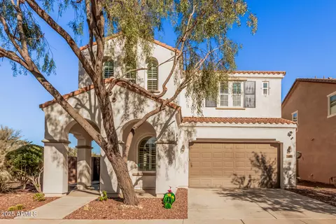 Exterior - 836 E Gary Ln, Phoenix, AZ 85042 photo 3 of 11