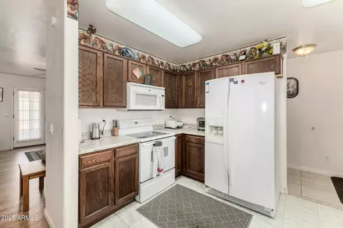 Kitchen - 30 E 14th Ave, Apache Junction, AZ 85119 photo 2 of 3
