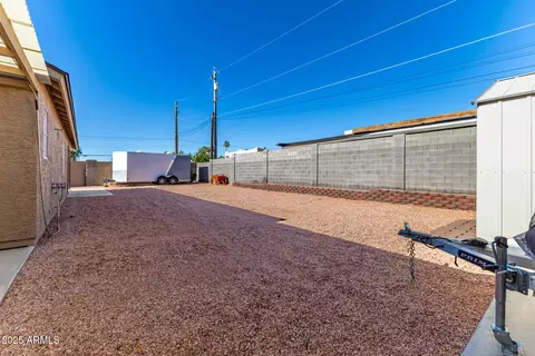 Exterior - 30 E 14th Ave, Apache Junction, AZ 85119 photo 4 of 7