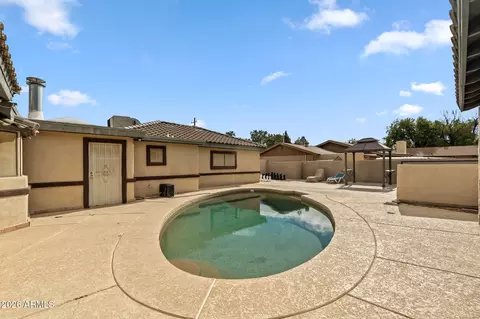 Exterior - 1345 E Ocotillo Rd, Phoenix, AZ 85014 photo 3 of 3