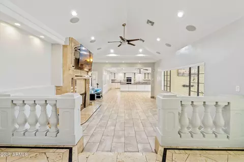 Entry Way - 1345 E Ocotillo Rd, Phoenix, AZ 85014 photo 2 of 2