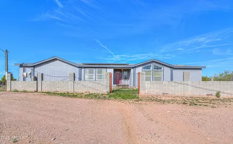 176 N Acacia Rd, Apache Junction, AZ 85119