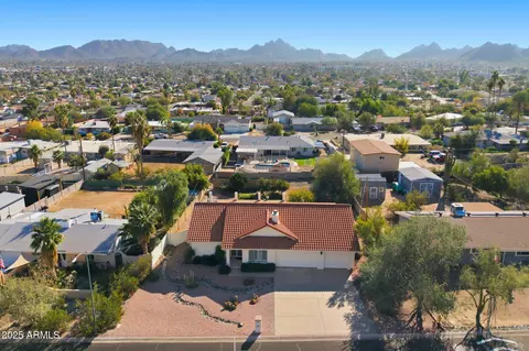 View/Area - 2639 E Joan D Arc Ave, Phoenix, AZ 85032 photo 4 of 6