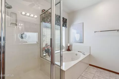 Bath - 2639 E Joan D Arc Ave, Phoenix, AZ 85032 photo 3 of 3