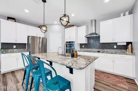Kitchen - 6859 E Posada Cir, Mesa, AZ 85212 photo 4 of 4