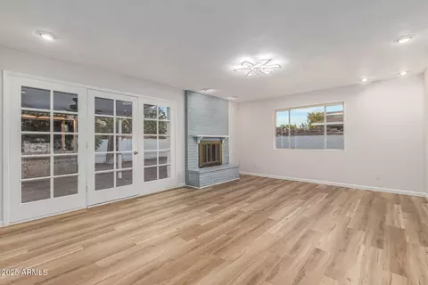 Living - 1232 E Mclellan Rd, Mesa, AZ 85203 photo 2 of 5