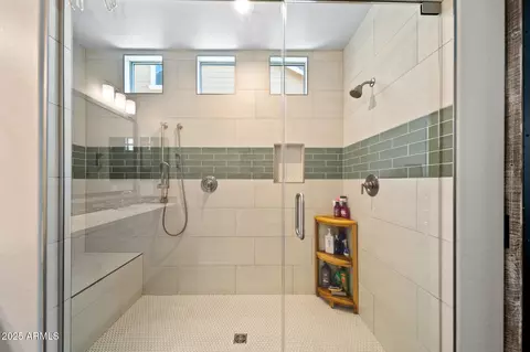 Bath - 4155 E Jesse St, Gilbert, AZ 85295 photo 4 of 7