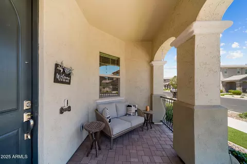 Exterior - 4155 E Jesse St, Gilbert, AZ 85295 photo 4 of 12
