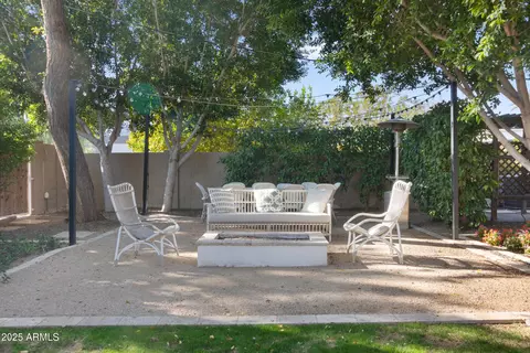 4021 E Hazelwood St, Phoenix, AZ 85018 photo 13