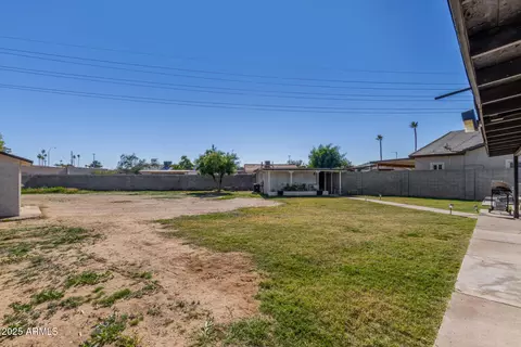 Exterior - 4713 E Hidalgo Ave, Phoenix, AZ 85040 photo 11 of 13