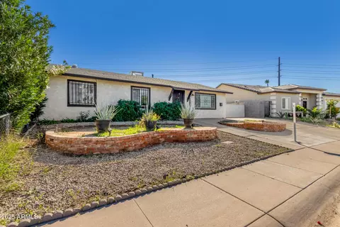 Exterior - 4713 E Hidalgo Ave, Phoenix, AZ 85040 photo 3 of 13