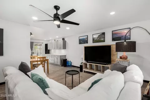 Living - 4713 E Hidalgo Ave, Phoenix, AZ 85040 photo 2 of 2