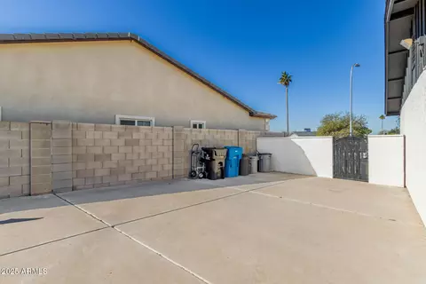 Exterior - 4713 E Hidalgo Ave, Phoenix, AZ 85040 photo 10 of 13