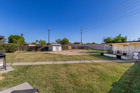 Exterior - 4713 E Hidalgo Ave, Phoenix, AZ 85040 photo 9 of 13
