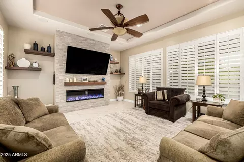 4486 E Donato Dr, Gilbert, AZ 85298 photo 6