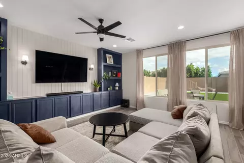 25563 N 142nd Ave, Surprise, AZ 85387