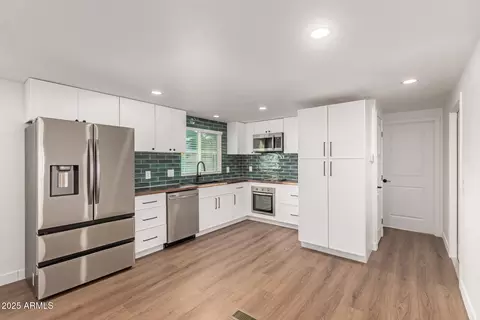 17825 N 7th St #114, Phoenix, AZ 85022