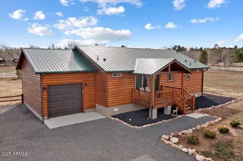 2321 Quarter Horse Trl, Overgaard, AZ 85933