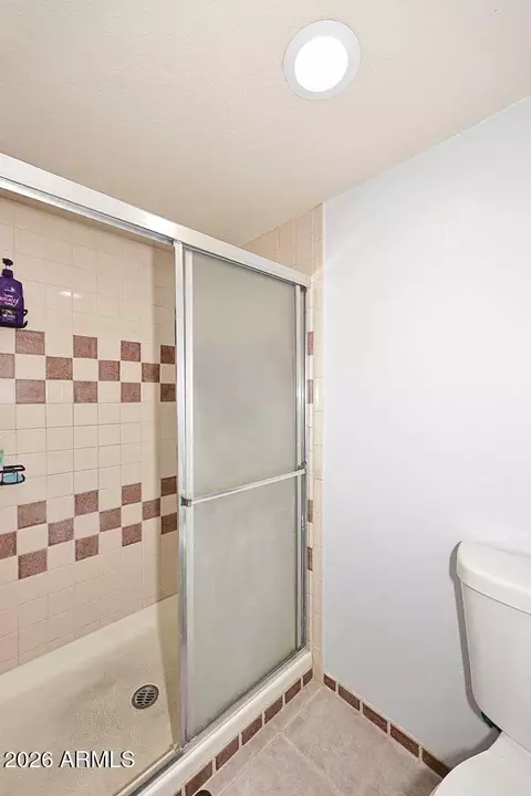 Bath - 815 E Grovers Ave #48, Phoenix, AZ 85022 photo 3 of 5