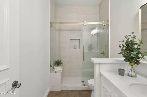 Bath - 2163 E Mallory St, Mesa, AZ 85213 photo 6 of 7