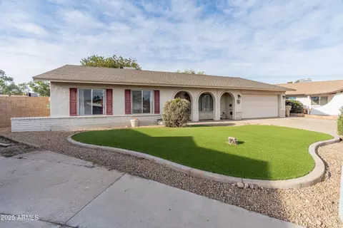 3158 W Celica Cir W, Phoenix, AZ 85053