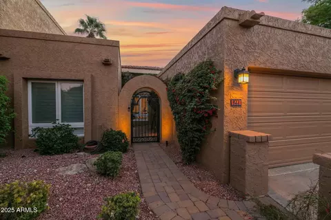 943 E Lois Ln, Phoenix, AZ 85020 photo 57