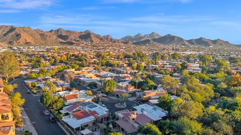943 E Lois Ln, Phoenix, AZ 85020 photo 47
