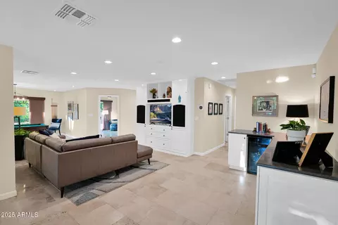 943 E Lois Ln, Phoenix, AZ 85020 photo 15