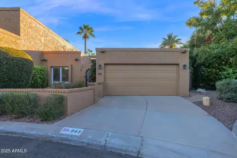 943 E Lois Ln, Phoenix, AZ 85020 photo 7