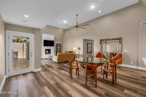 Dining - 2530 E Oregon Ave, Phoenix, AZ 85016 photo 3 of 5