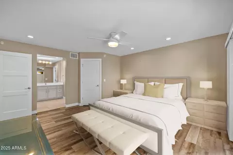 Bedroom - 2530 E Oregon Ave, Phoenix, AZ 85016 photo 4 of 4