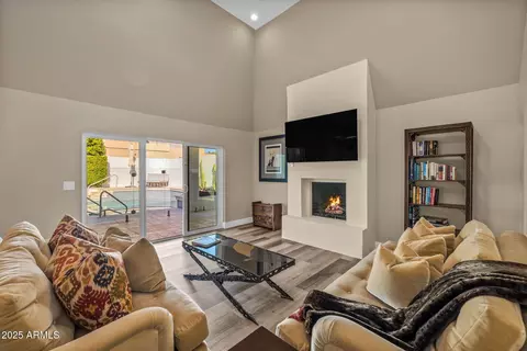 Living - 2530 E Oregon Ave, Phoenix, AZ 85016 photo 1 of 2