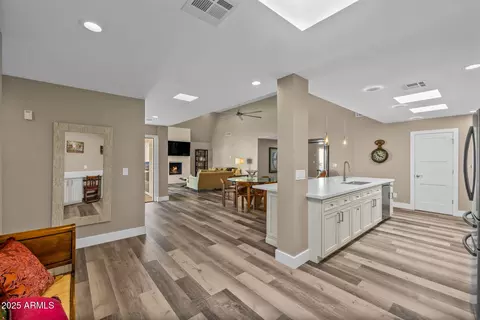Entry Way - 2530 E Oregon Ave, Phoenix, AZ 85016 photo 1 of 1