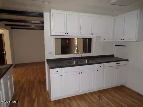1709 S Lawson Dr, Apache Junction, AZ 85120 photo 6