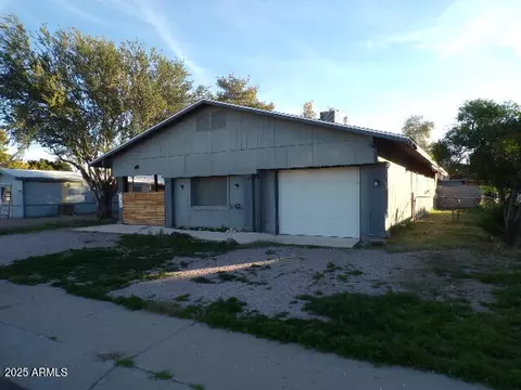 1709 S Lawson Dr, Apache Junction, AZ 85120 photo 3