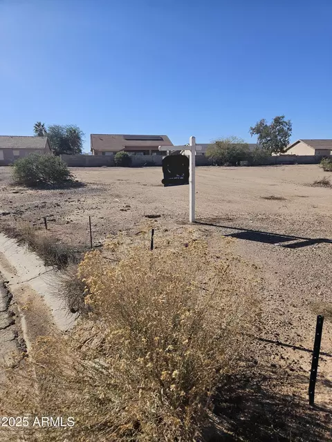 15510 S Sanford Pl #305, Arizona City, AZ 85123