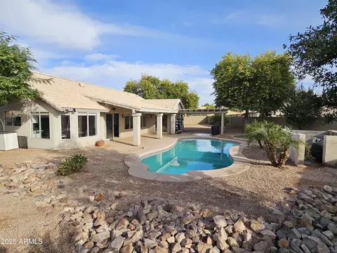 Exterior - 1131 N Hawk Ln, Gilbert, AZ 85234 photo 6 of 12