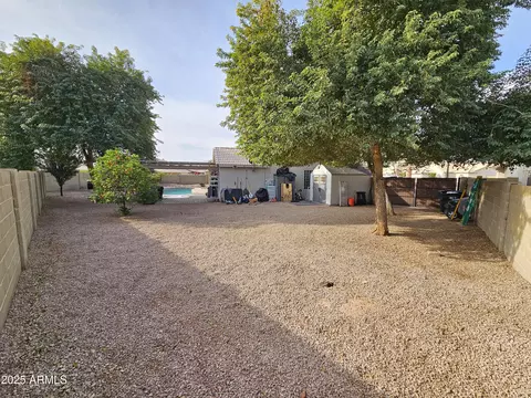 Exterior - 1131 N Hawk Ln, Gilbert, AZ 85234 photo 11 of 12