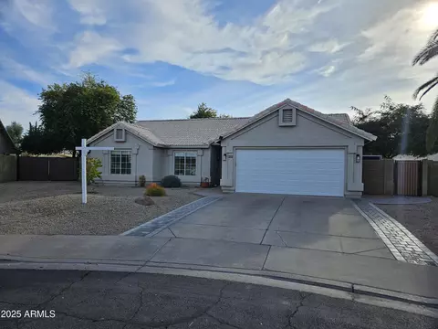 Exterior - 1131 N Hawk Ln, Gilbert, AZ 85234 photo 1 of 12