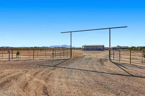 3639 E Remuda Ln, Coolidge, AZ 85128 photo 2