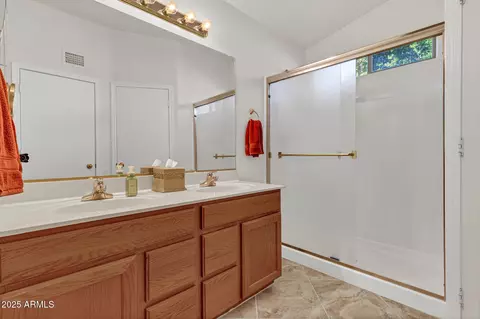 Bath - 9318 E Osage Ave, Mesa, AZ 85212 photo 2 of 3